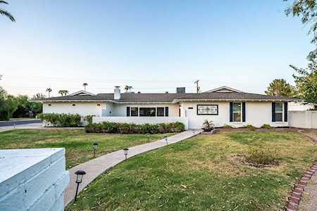 2106 E Montebello Avenue Phoenix, AZ 85016