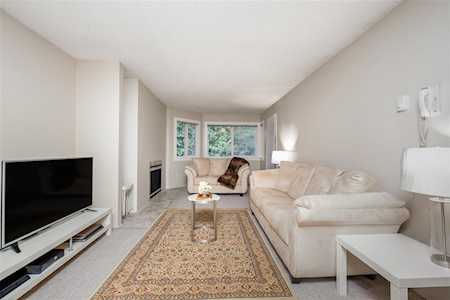 9880 Manchester Drive #404 Burnaby, BC V3N 4R3