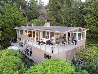 4134 Burkehill Road West Vancouver, BC V7V 3M4