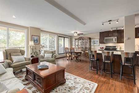 300 Meredith Rd NE #307 Calgary, AB T2E 7A8
