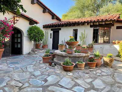 6525 N 46th Street Paradise Valley, AZ 85253