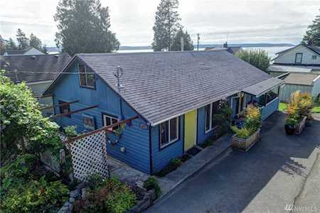 167 Maple St Camano Island, WA 98282