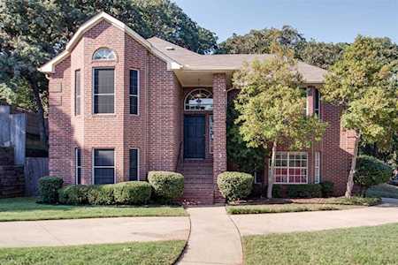 2804 Harvest Hill Drive Grapevine, TX 76051