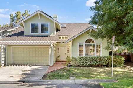 305 Woodland Park Ln Mountain View, CA 94043