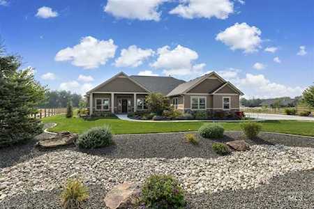 25758 Amble Way Middleton, ID 83644