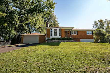 7711 Joyce Dr Louisville, KY 40219