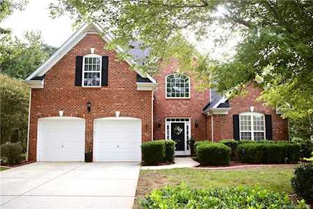 5786 Crimson Oak Ct Harrisburg, NC 28075