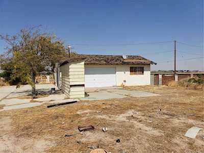 7303 W Jackman Street Lancaster, CA 93536
