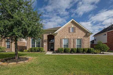 2719 Angela Way Dr Spring, TX 77386
