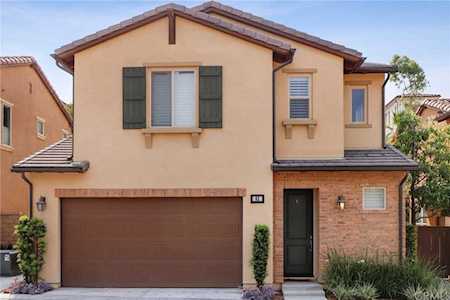 62 Fuchsia Lake Forest, CA 92630