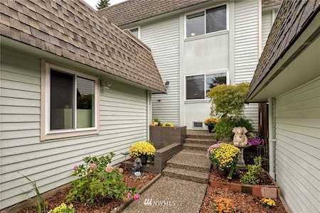 2604 175th Ave NE Redmond, WA 98052
