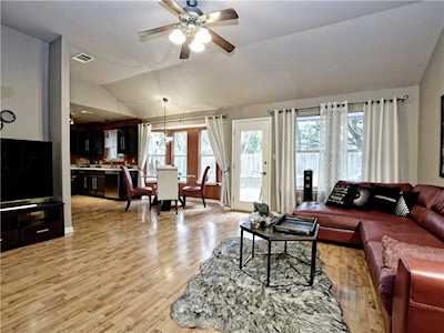 2000 Yaupon TRL Cedar Park, TX 78613