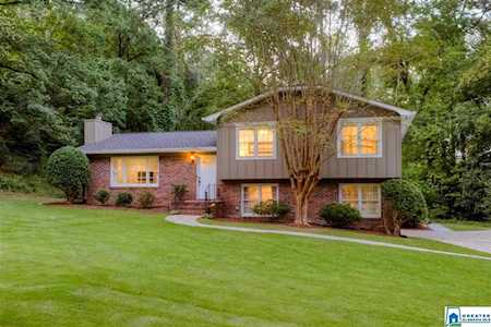 3566 Valley Cir Vestavia Hills, AL 35243