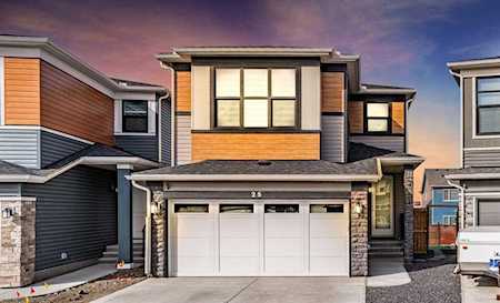 25 Howse Terrace NE Calgary, AB T3P 0Z9