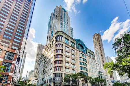 100 E Huron St #2805 Chicago, IL 60611