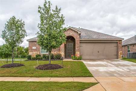 1502 Meadow Creek Drive Princeton, TX 75407