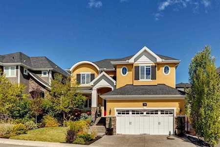 79 Aspen Dale Way SW Calgary, AB T3H 0S1