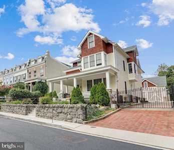 3350 17th St NW #PH2 Washington, DC 20010