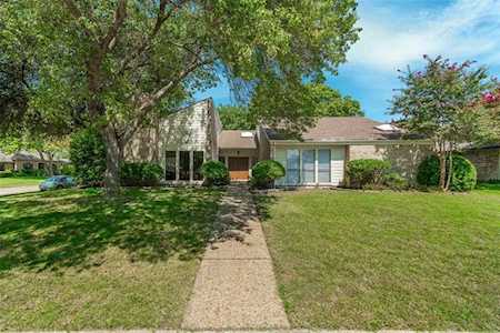 2013 Treehouse Lane Plano, TX 75023