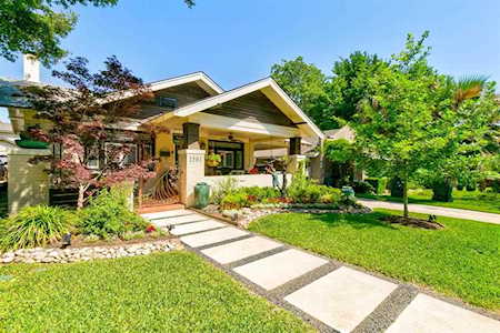 1501 CLOVER Lane Fort Worth, TX 76107