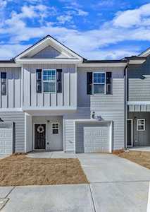 5059 Lower Elm #124 Atlanta, GA 30349
