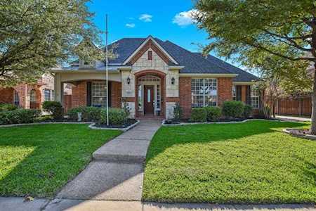 2704 Sir Patrice Lane Lewisville, TX 75056
