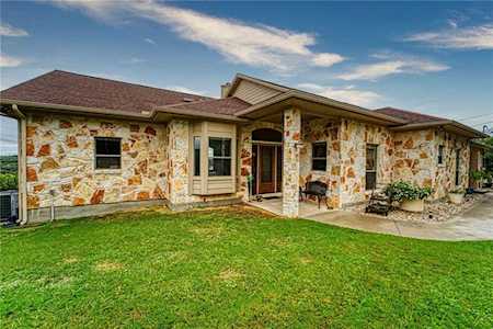 409 Sinclair DR Briarcliff, TX 78669