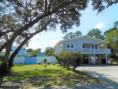 407 Sumter Avenue Carolina Beach, NC 28428