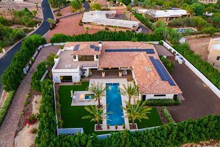 6501 N 40th Place Paradise Valley, AZ 85253