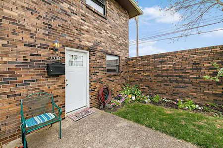 1326 Woodbrook Lane Columbus, OH 43223