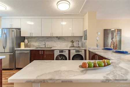 750 Kaheka Street #1403 Honolulu, HI 96814