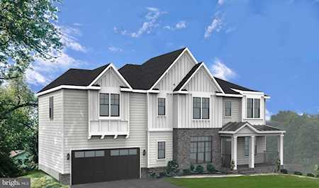 6729 Crest Place Falls Church, VA 22046