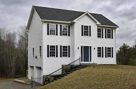 122 Brooks Road Templeton, MA 01468