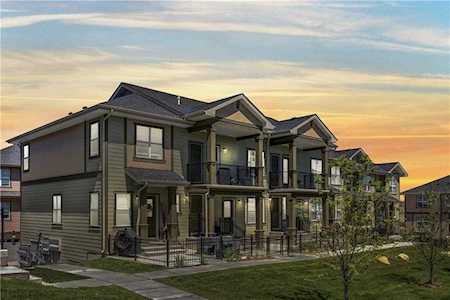 139 Evanscrest Gardens NW Calgary, AB T3P 0B1