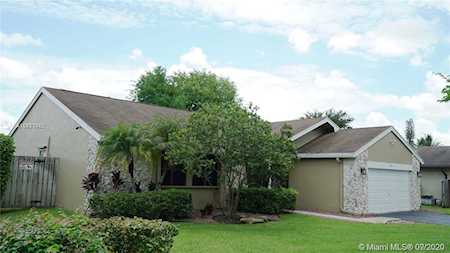 4427 NW 112th Ave Coral Springs, FL 33065