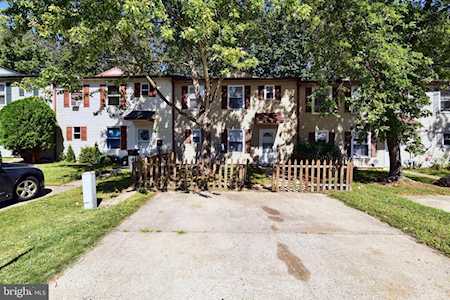 28 Yorkshire Rd Sicklerville, NJ 08081