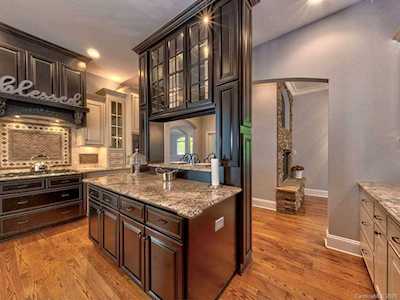15710 Pine St Huntersville, NC 28078