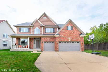1370 N Crabtree Dr Palatine, IL 60067