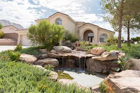 7031 New Moon Way Las Vegas, NV 89110