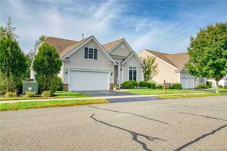 35 Bramble Way Cheshire, CT 06410