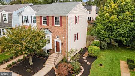 3623 Buckeye Ct Fairfax, VA 22033