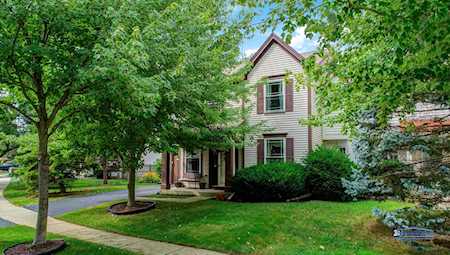 861 Crossland Dr Grayslake, IL 60030