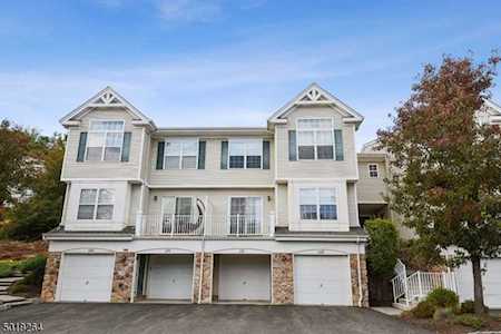 1068 Shadowlawn Dr Green Brook Twp., NJ 08812