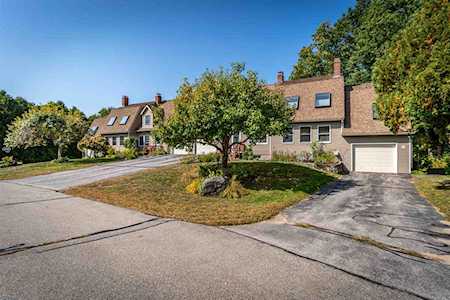 4c Wade Farm Rd #4c Newmarket, NH 03857