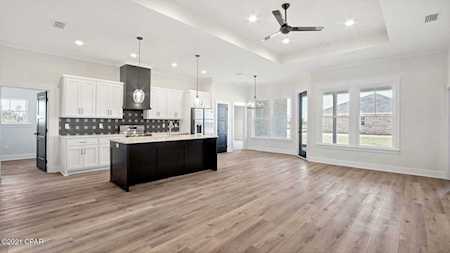 3912 Sandpine Way Panama City, FL 32404