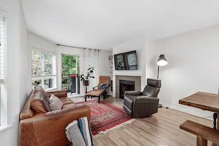 555 W 14th Avenue #214 Vancouver, BC V5Z 4G8