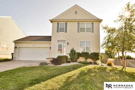 2417 S Mineral Dr Papillion, NE 68046