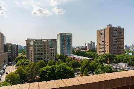 2 Hawthorne Place #10B Boston, MA 02114