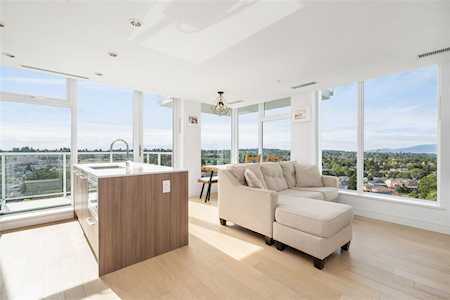 2221 E 30th Avenue #1608 Vancouver, BC V5N 0G6