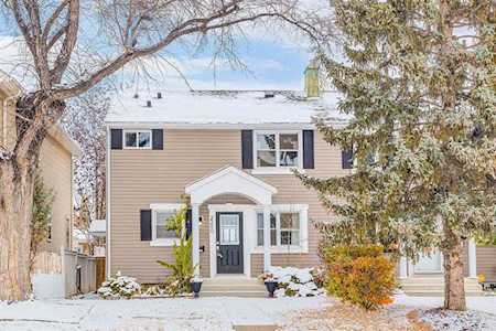 2290 Passchendaele Ave SW Calgary, AB T2T 5L3